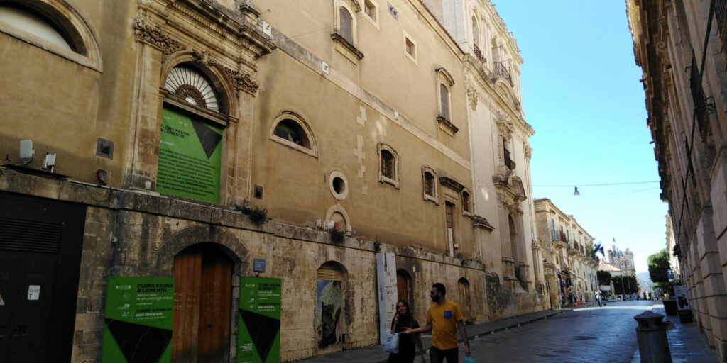 Noto (SR): Museo Civico/Galleria Elvira Pirrone Contemporanery Art Gallery